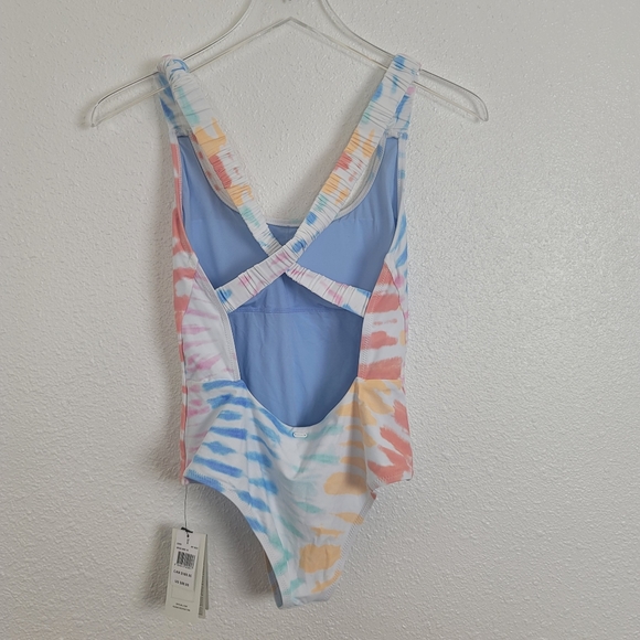 WIPEOUT CHEEKY COVERAGE ONE PIECE SWIMWEAR - Picture 12 of 14